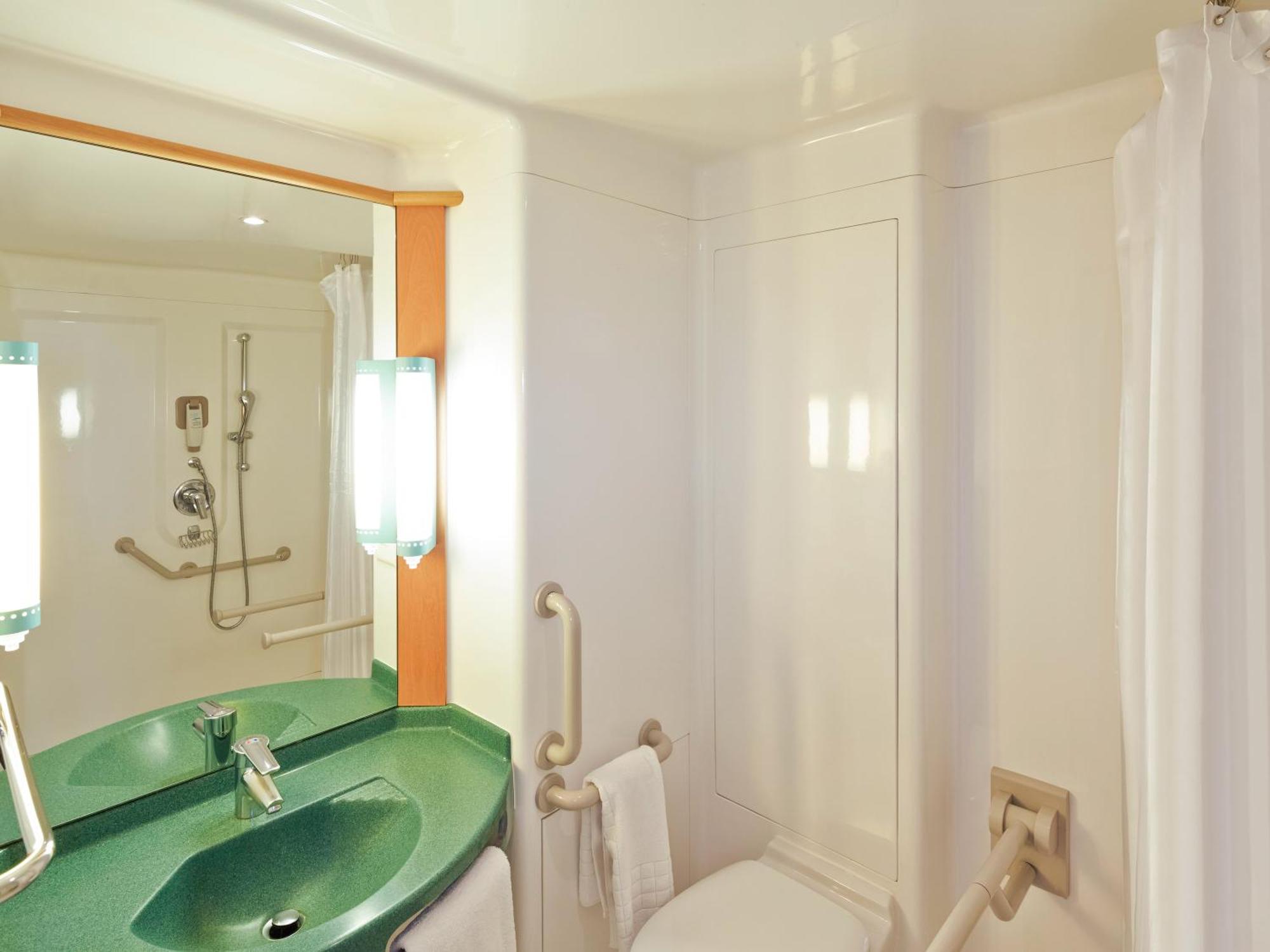 Ibis London Thurrock M25 Grays Extérieur photo